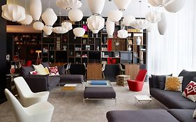 citizenM Southwark Bankside